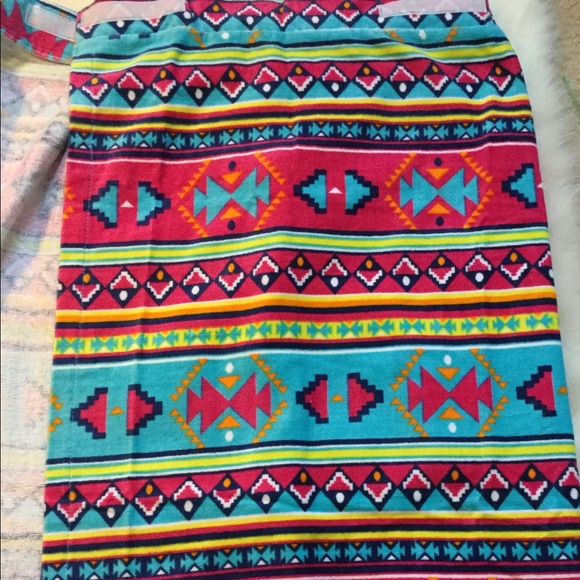 🎉FINAL🎉BEAUTIFUL Aztec Print Spa Wrap NWT - Picture 8 of 8